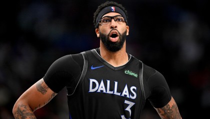 3年1.75亿，浓眉哥遭疯狂兜售！美媒晒5大下家候选：勇士位列第4